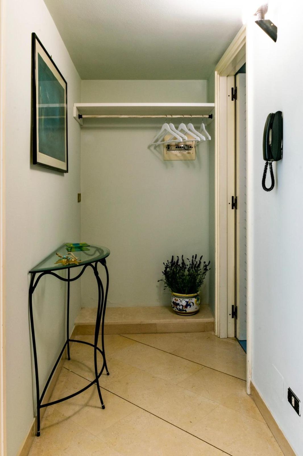 Apartmán Palazzo Vaaz Mola di Bari Exteriér fotografie